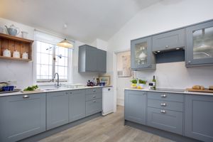 Photo 7- click for photo gallery